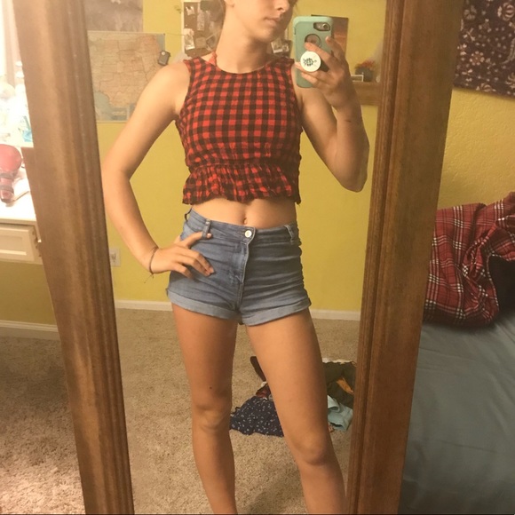 Checkered crop top - Picture 4 of 6